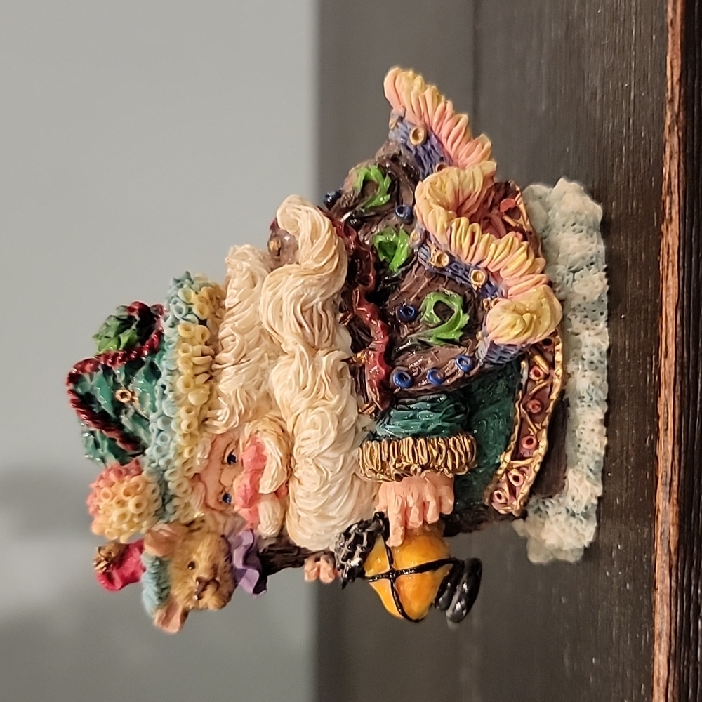 Possible Dreams Crinkle Claus Lisbon Traveler #659033